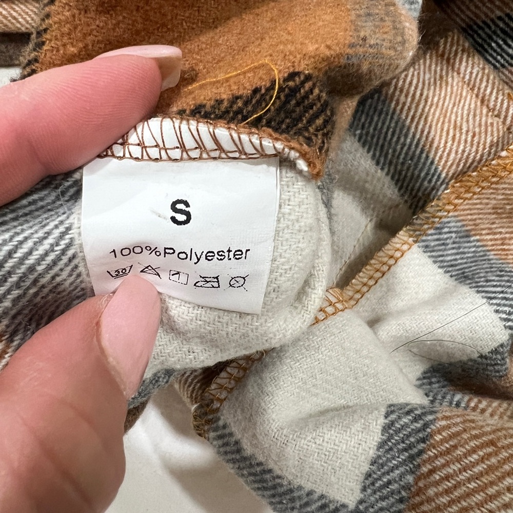 Plaid Button-Up Cropped Jacket - Picture 5 of 9